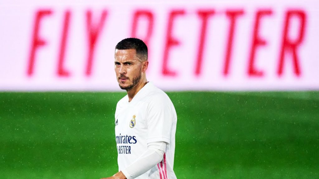 Tạo cơ hội tấn công là nhiệm vụ của tiền vệ phải