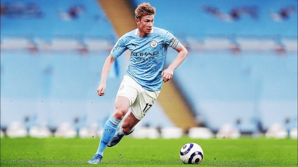 Tiền vệ cánh phải sẽ khuấy đảo hành lang phải trên sân