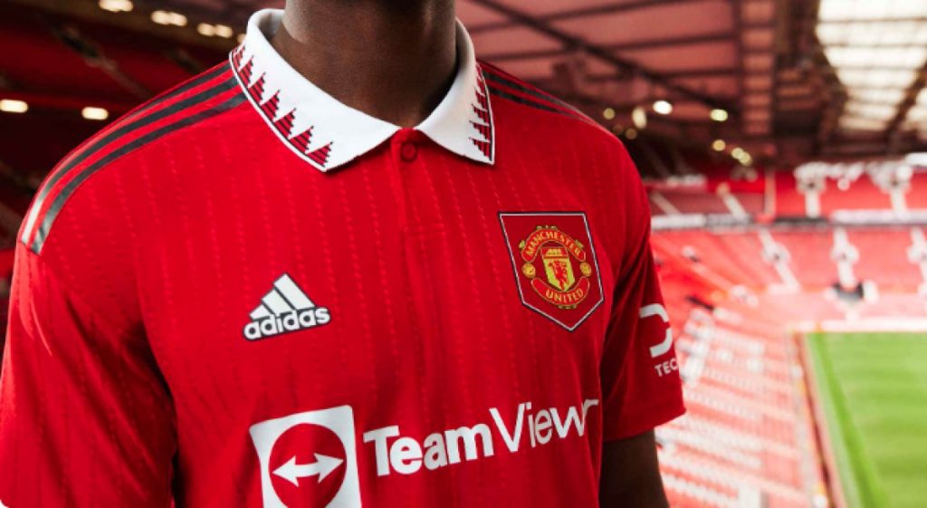 Nên mua hàng chính hãng tại website trực tuyến của CLB đó