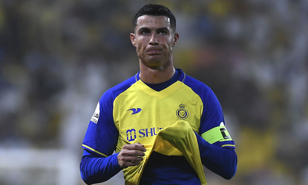 Giải đấu cũng đóng một vai trò lớn trong việc quyết định tuổi nghề của cầu thủ