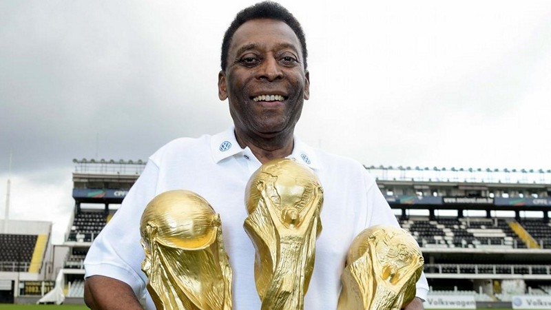 3 chiếc cup vàng nói lên sự vĩ đại của vua bóng đá Pele