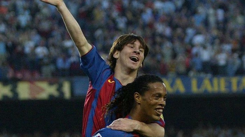 Lần ghi bàn đầu tiên tạo nên hình ảnh vĩ đại của một huyền thoại