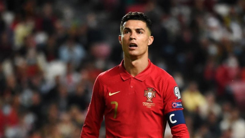 Ronaldo là cầu thủ dẫn dầu trong top 10 cầu thủ ghi bàn nhiều nhất thế giới