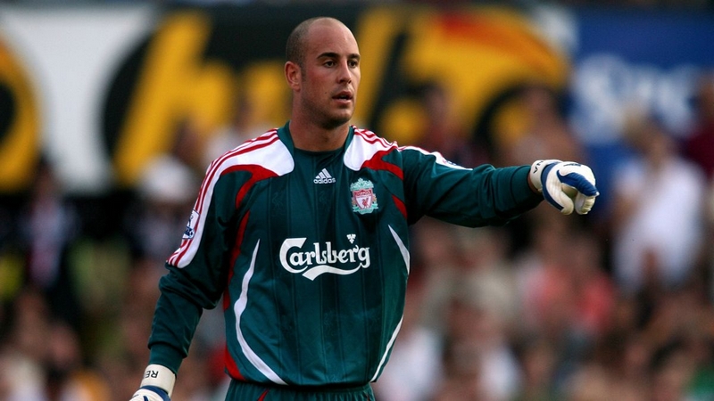 Pepe Reina là thủ môn Liverpool xuất sắc, nhưng đáng tiếc là không đúng thời điểm