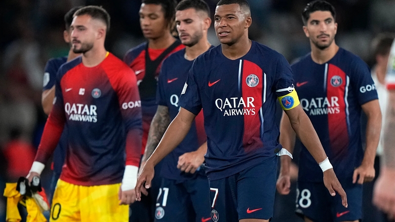 Đội bóng này luôn nôn nóng với các quyết định của mình