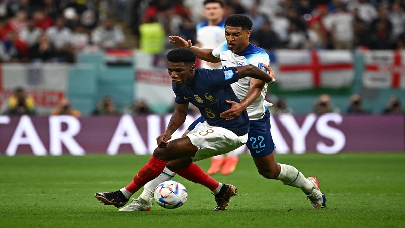 CMF là gì trong bóng đá? Những đặc điểm và vai trò của vị trí này 1 CMF là gì trong bóng đá? Những đặc điểm và vai trò của vị trí này