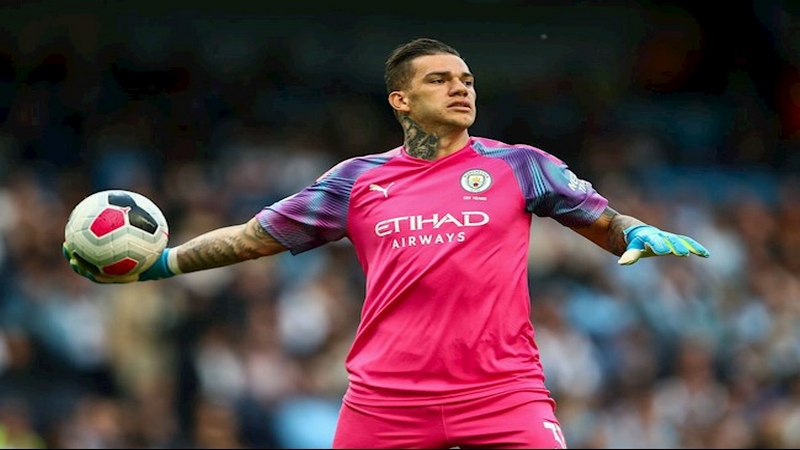 Hiện nay cái tên Ederson đang thể hiện rất tốt