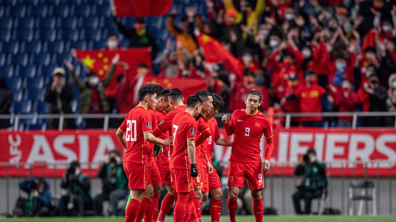 Bóng đá Trung Quốc đã cho thấy sự sai lầm từ những tham vọng của mình