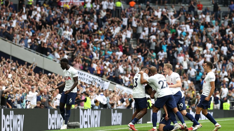 Đây từng là sân nhà của Tottenham trong thời gian ngắn