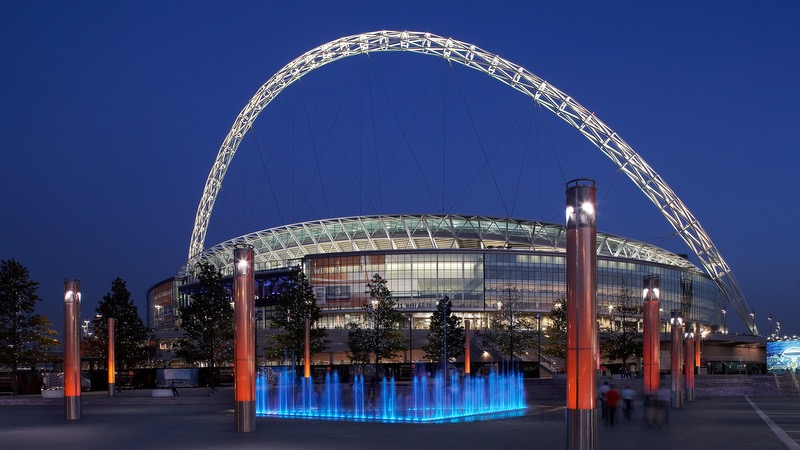 Sân vận động Wembley được xây dựng mới đây và là một sân vận động hiện đại bậc nhất