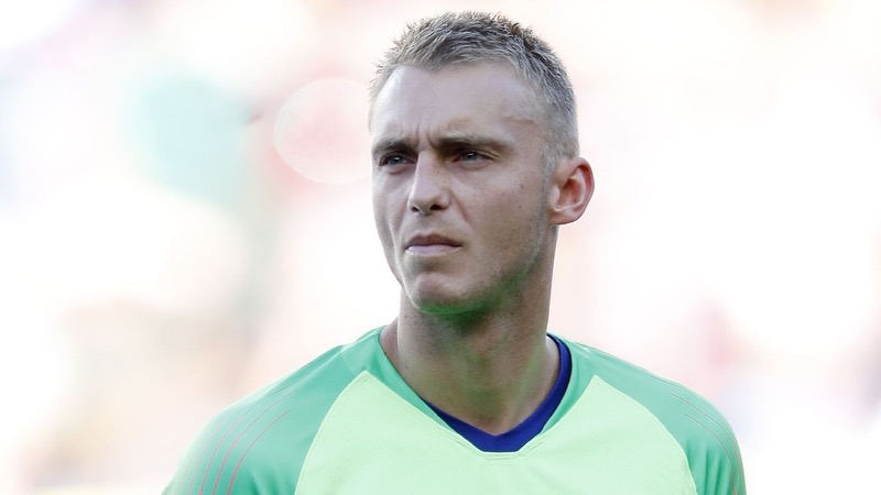 Hiện nay anh cũng chỉ chơi bóng như một cầu thủ tầm thường