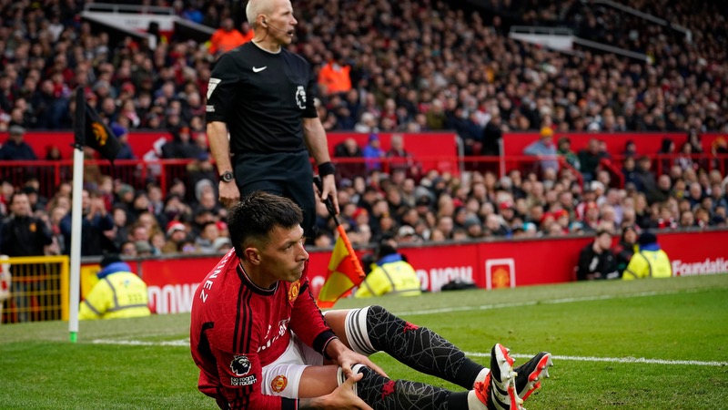 Trong khi dễ thấy trước mắt đều là những thất vọng