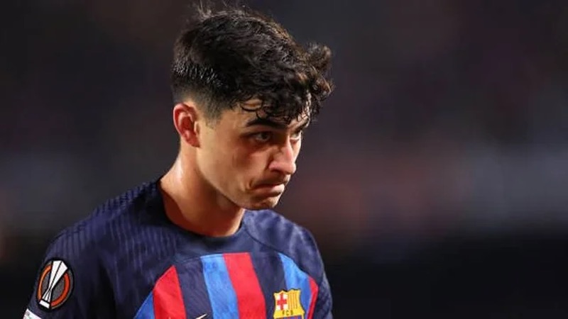 Nhưng dường như cầu thủ Pedri đang quá tải với Barca