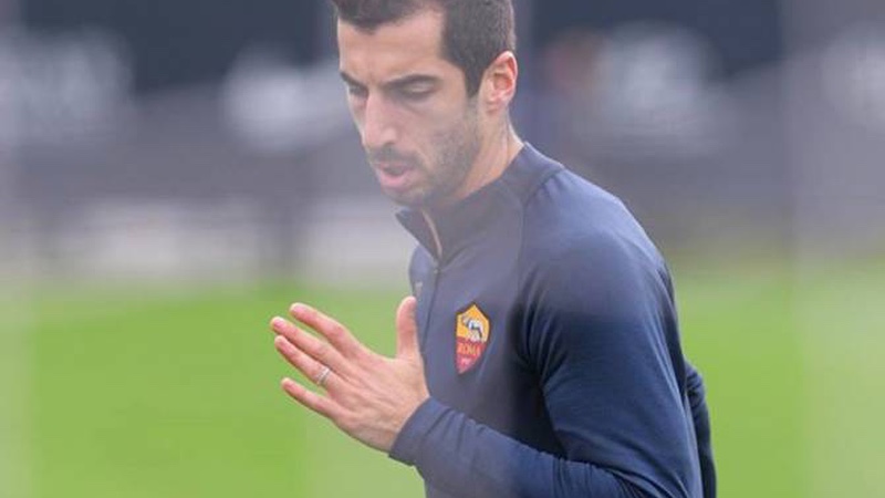 Một người đứng giữa tài năng hay vô dụng