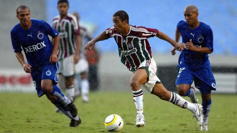 Cầu thủ Marcelo Vieira bắt đầu từ bóng đá Brazil