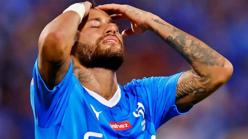 Hãy trở lại sân cỏ, dù là ở bất cứ đâu