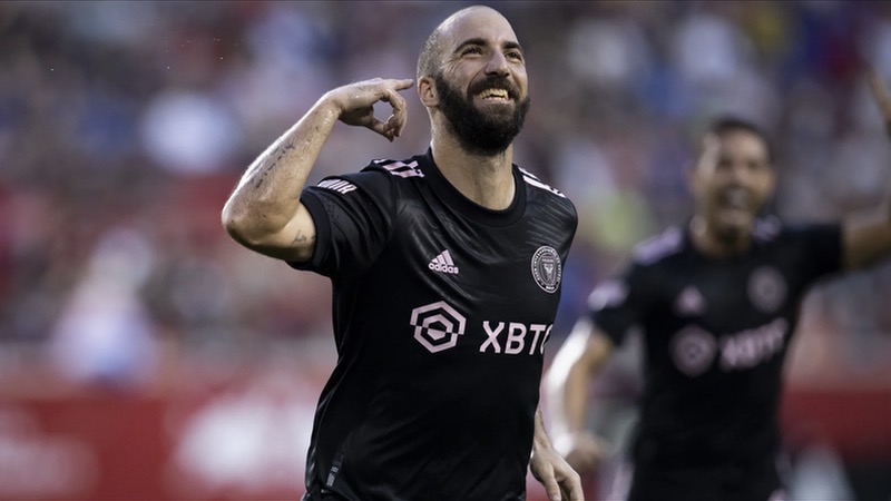 Cầu thủ Gonzalo Higuain - Cả sự nghiệp đánh mất chỉ vì khoảnh khắc tồi tệ 1 Cầu thủ Gonzalo Higuain - Cả sự nghiệp đánh mất chỉ vì khoảnh khắc tồi tệ