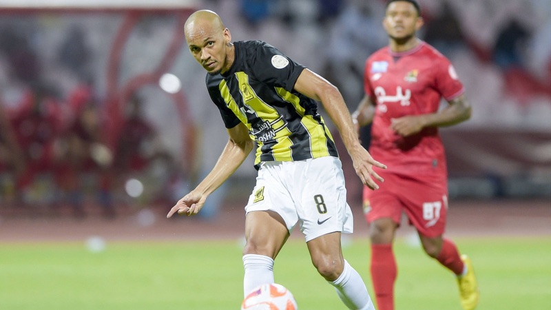 Đến Ả Rập chơi bóng với mức đãi ngộ khủng là một lựa chọn khá thông minh của cái tên này