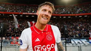 Cầu thủ Wout Weghorst - Tiền đạo tầm trung và những khoảnh khắc