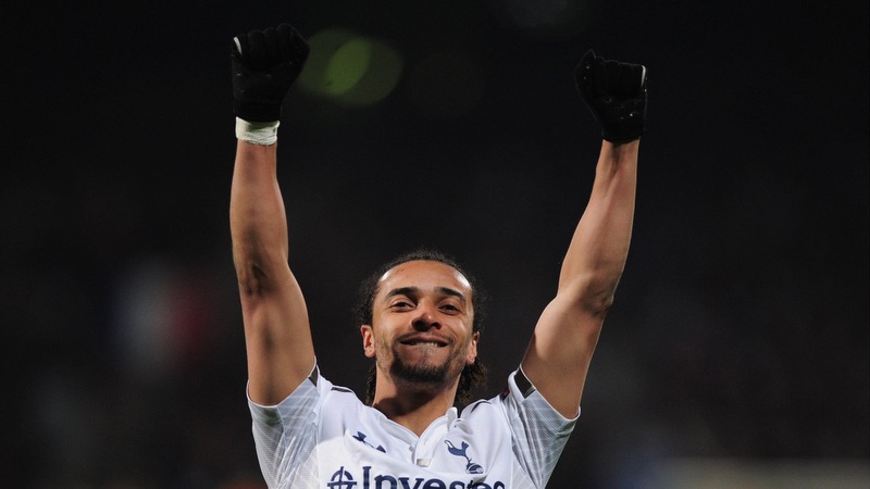 Cầu thủ Assou Ekotto - Chân dung một cầu thủ không đam mê trái bóng 1 Cầu thủ Assou Ekotto - Chân dung một cầu thủ không đam mê trái bóng