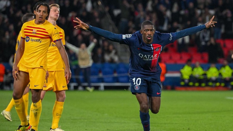 Hình ảnh khiến cầu thủ Ousmane Dembele như một kẻ phản bội