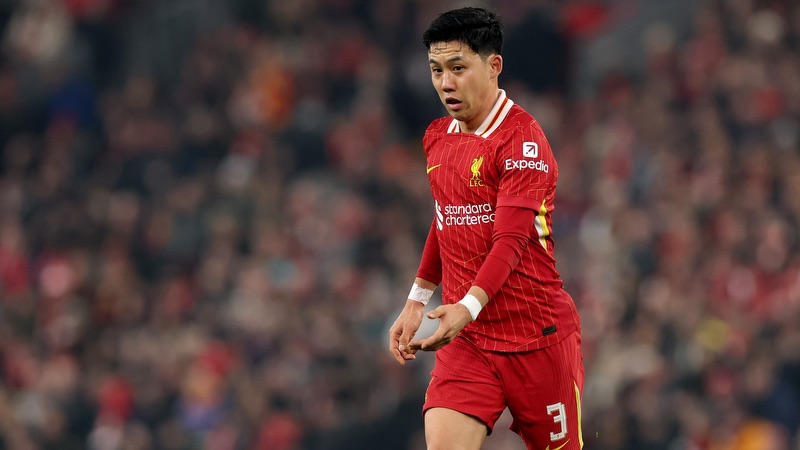 Cầu thủ Wataru Endo - Đại diện cho sức mạnh của bóng đá Nhật Bản 1 Cầu thủ Wataru Endo - Đại diện cho sức mạnh của bóng đá Nhật Bản