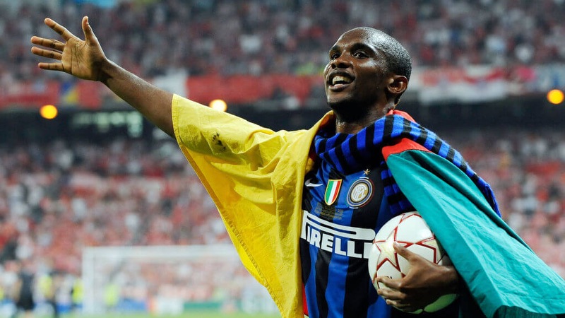 Đến hiện tại, có lẽ cầu thủ Samuel Eto'o vẫn là trung phong xuất sắc nhất của Châu Phi