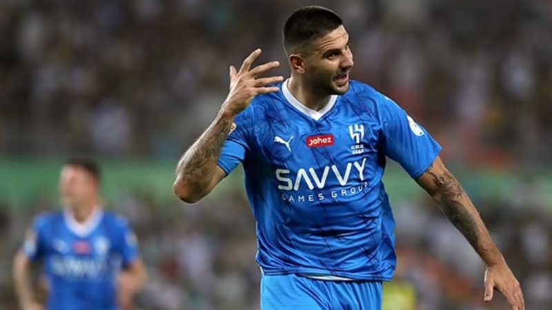 Thế nhưng cầu thủ Aleksandar Mitrovic lại trở thành hiện tượng khi đến Ả Rập