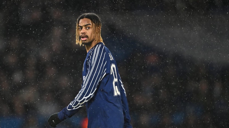 Cầu thủ Bradley Barcola - Chiếc áo quá rộng cho kẻ kế vị thiên tài 1 Cầu thủ Bradley Barcola - Chiếc áo quá rộng cho kẻ kế vị thiên tài