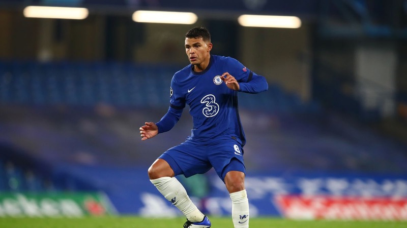 Cầu thủ Thiago Silva là ví dụ cho thứ bóng đá đơn giản