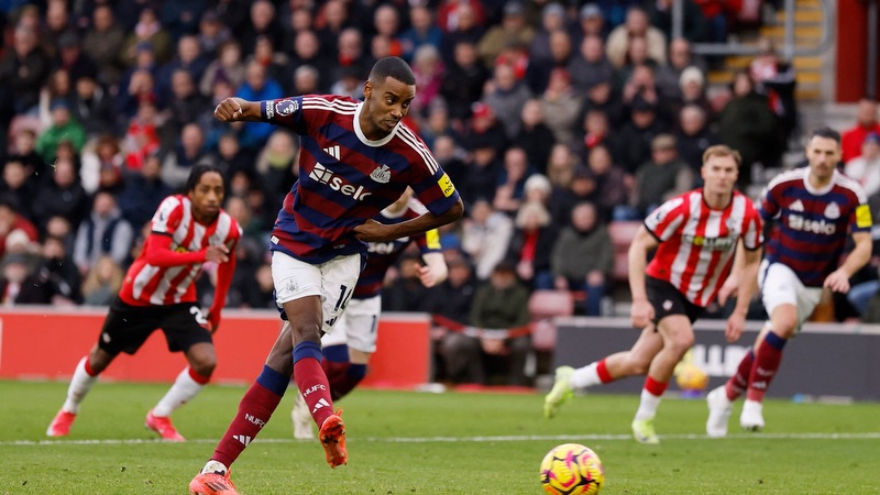 Để hiện tại được đánh giá là chân sút hàng đầu của Châu Âu