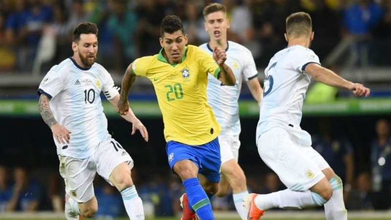 Tần tần tật về vị trí tiền đạo ảo, vị trí cực dị của bóng đá